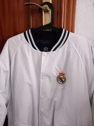 Chaqueta bomber universitaria Real Madrid retro