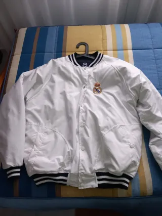 Chaqueta bomber universitaria Real Madrid retro