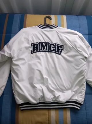 Chaqueta bomber universitaria Real Madrid retro