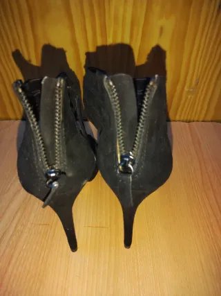 Sandalias de tacón negras