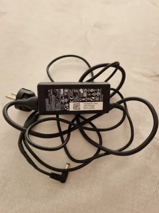 Adaptador de Corriente Negro