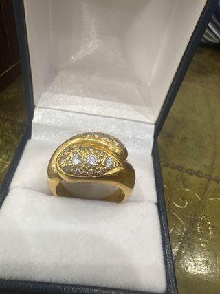 Anillo Oro 22kt con Diamantes