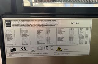 Vitrina Makro refrigerada - ¡Solo 3 meses de uso!