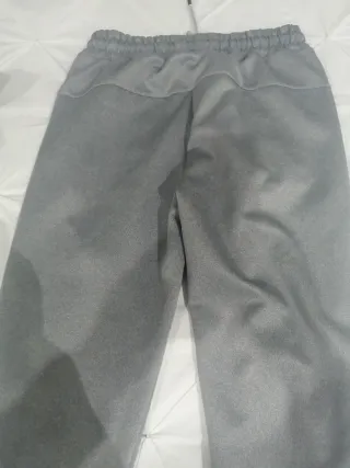 Conjunto Chándal Gris Sin Estrenar. TallaM, pero s