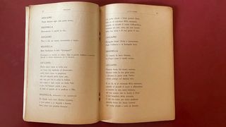 Libretto teatrale Giuliano