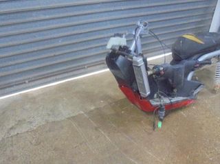 Peugeot 12443 caja bateria ludix 50