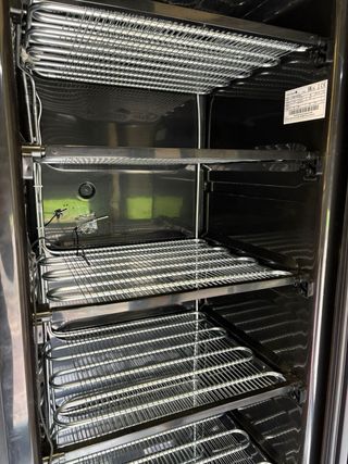 Congelador Vertical Tefcold 270l.