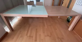 Mesa de comedor extensible madera y cristal
