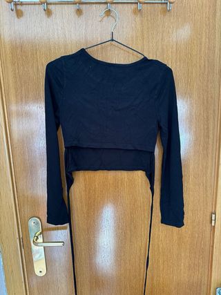 Top Shein negro manga larga con cuerda Talla S