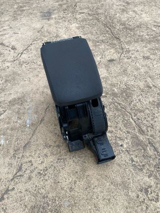 Reposabrazos Golf V Negra