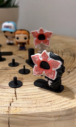 24 Supporti Funko Pop Stranger Things Kinder