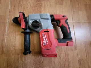 Milwaukee M18 BLHX Solo Cuerpo