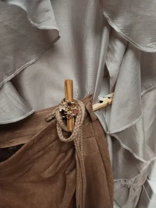 Conjunto Falda Asimétrica y Blusa