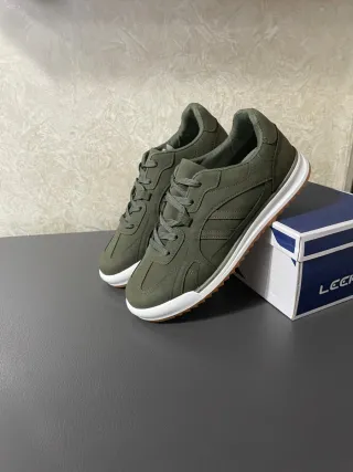 Sneakers Leerd uomo verde militare taglia 42 nuove