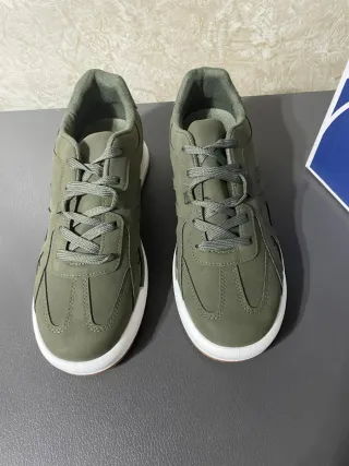 Sneakers Leerd uomo verde militare taglia 42 nuove