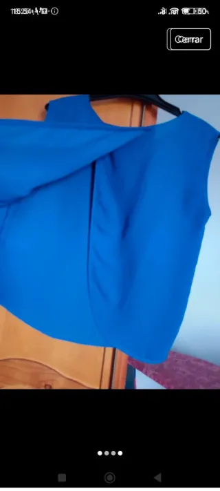 Blusa sin mangas azul de espalda abierta Celop