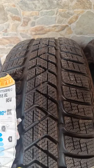 Neumáticos de invierno Pirelli Sottozero 3