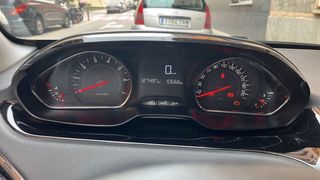 PEGATINA C🟢Peugeot 208 2014