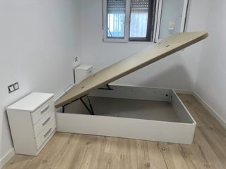 Canapés abatibles y colch nuevos