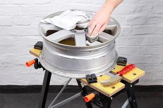 - Banco de trabajo y mesa de sujeción Meister, 1