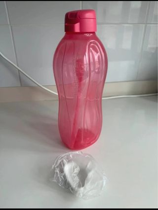 Botella de agua rosa Tupperware De 2 L ,