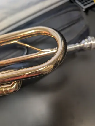 Trompeta Yamaha YTR 1335