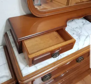Mueble tocador vintage madera y mármol