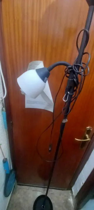 Lámpara de pie de cristal