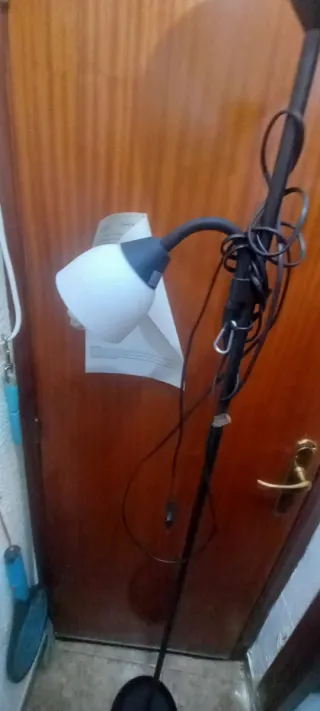 Lámpara de pie de cristal