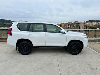 Toyota Land Cruiser 150 2020