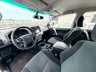 Toyota Land Cruiser 150 2020