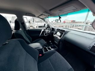 Toyota Land Cruiser 150 2020