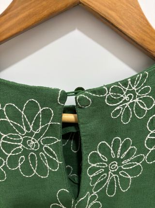 Vestido Zara verde estampado flores