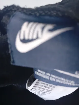 Pantalón Nike Negro con Raya Roja