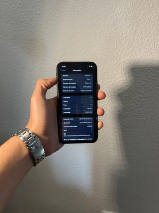 IPhone 11 Black 87% Battery