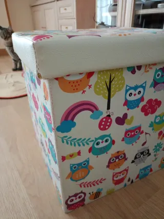 1 Puf almacenaje infantil búhos ó multicolor 38cm