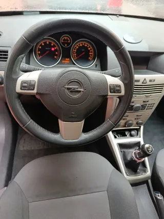 Opel Astra 2008