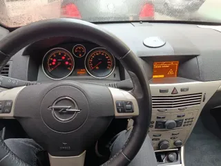 Opel Astra 2008