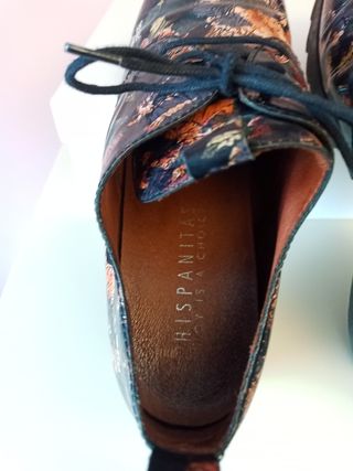 Zapatos cordones señora.
