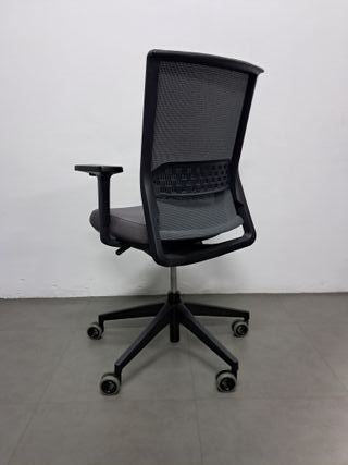 Silla ACTIU STAY ergonómica malla pro
