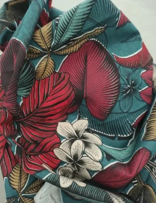 Tela lino y algodón estampado tropical