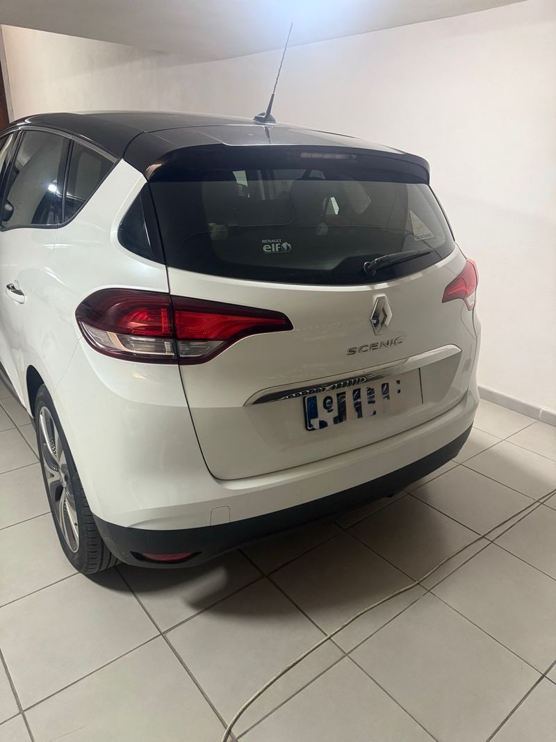 Renault Scenic 2017 - foto 1