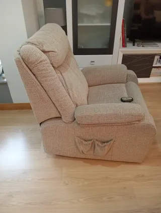 Sillón eléctrico regulable y partes desmontables