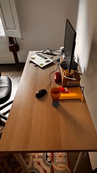 Escritorio madera y metal