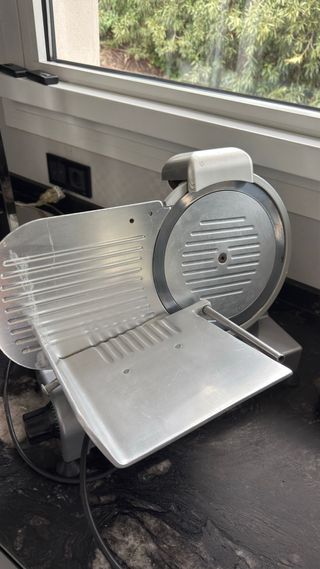 Cortadora de fiambre eléctrica