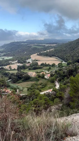 Parcela 1.000m² con vistas y fibra, urbanizable.
