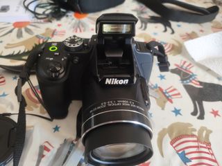 Cámara Nikon Coolpix B700 Negra