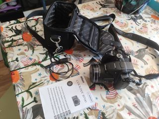 Cámara Nikon Coolpix B700 Negra