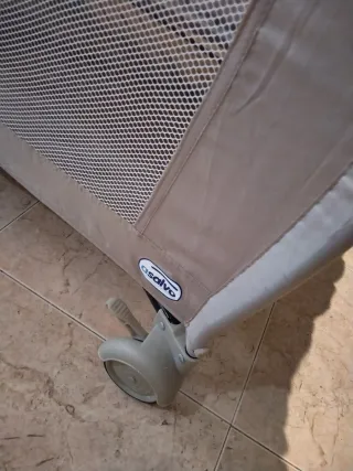 Cuna de viaje con cambiador