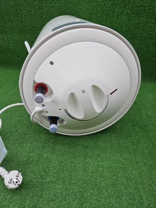 Termo eléctrico Candy CTR30RS/E 30L